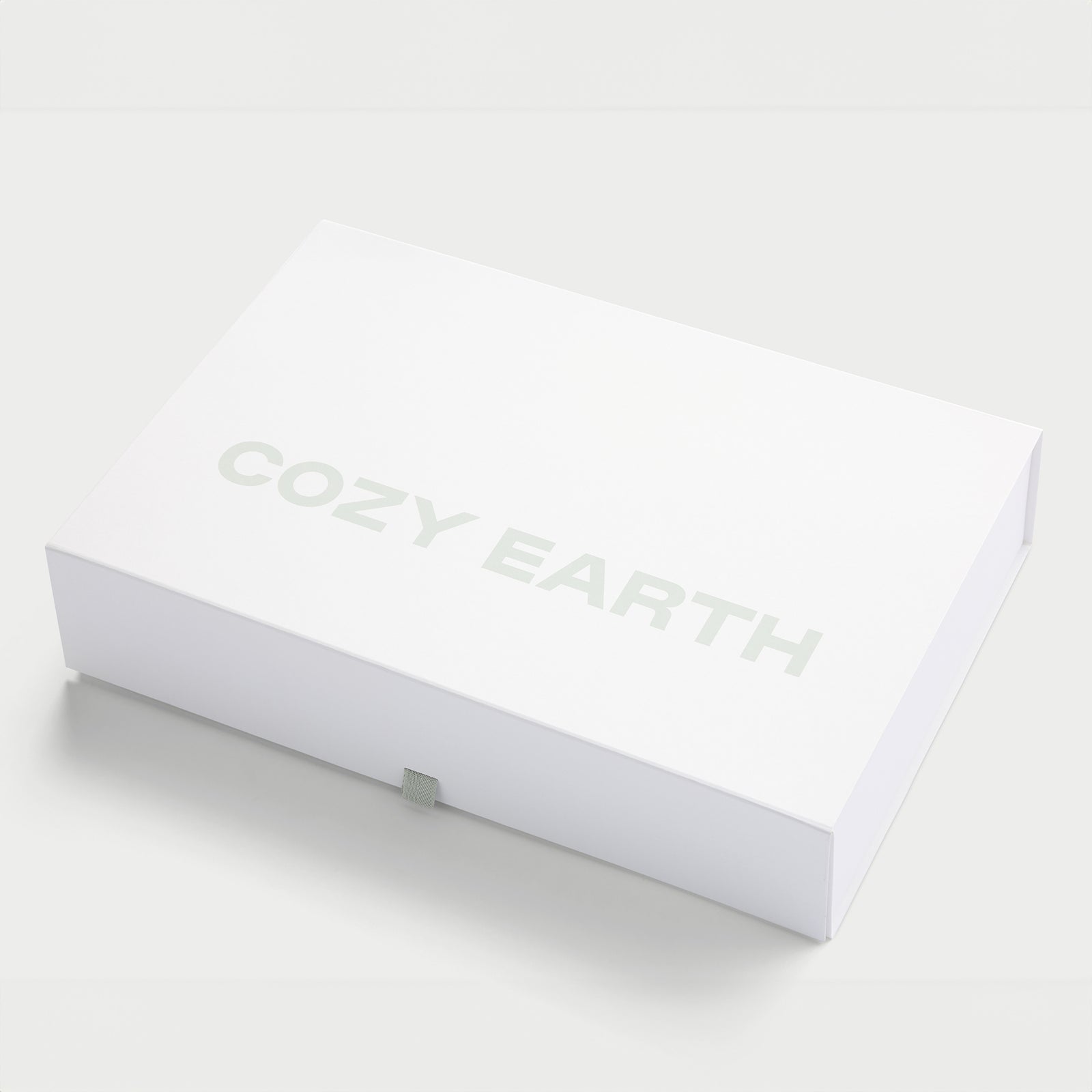 Closed cozy earth gift box