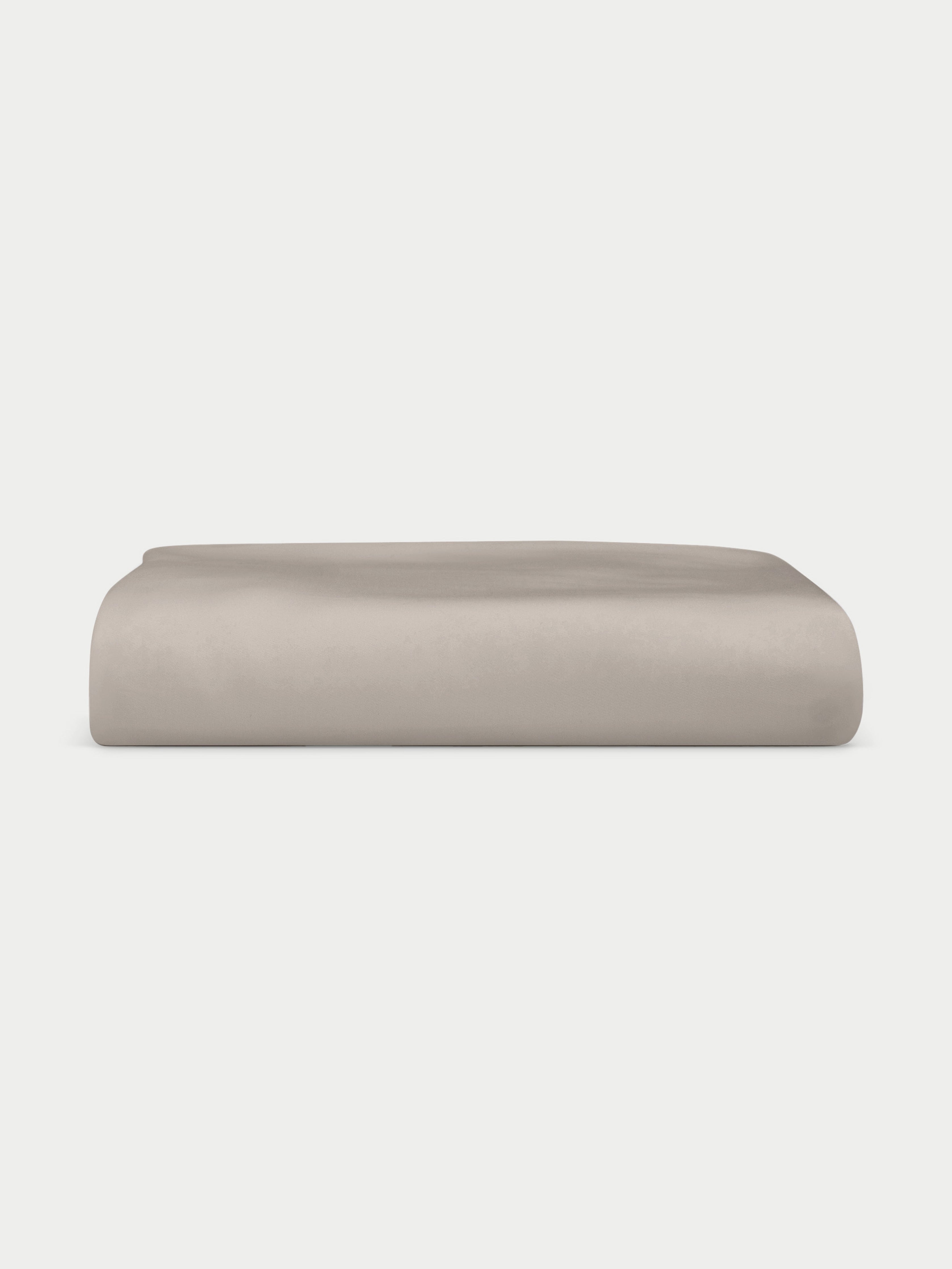 Dove Grey fitted sheet folded with white background |Color:Dove Grey