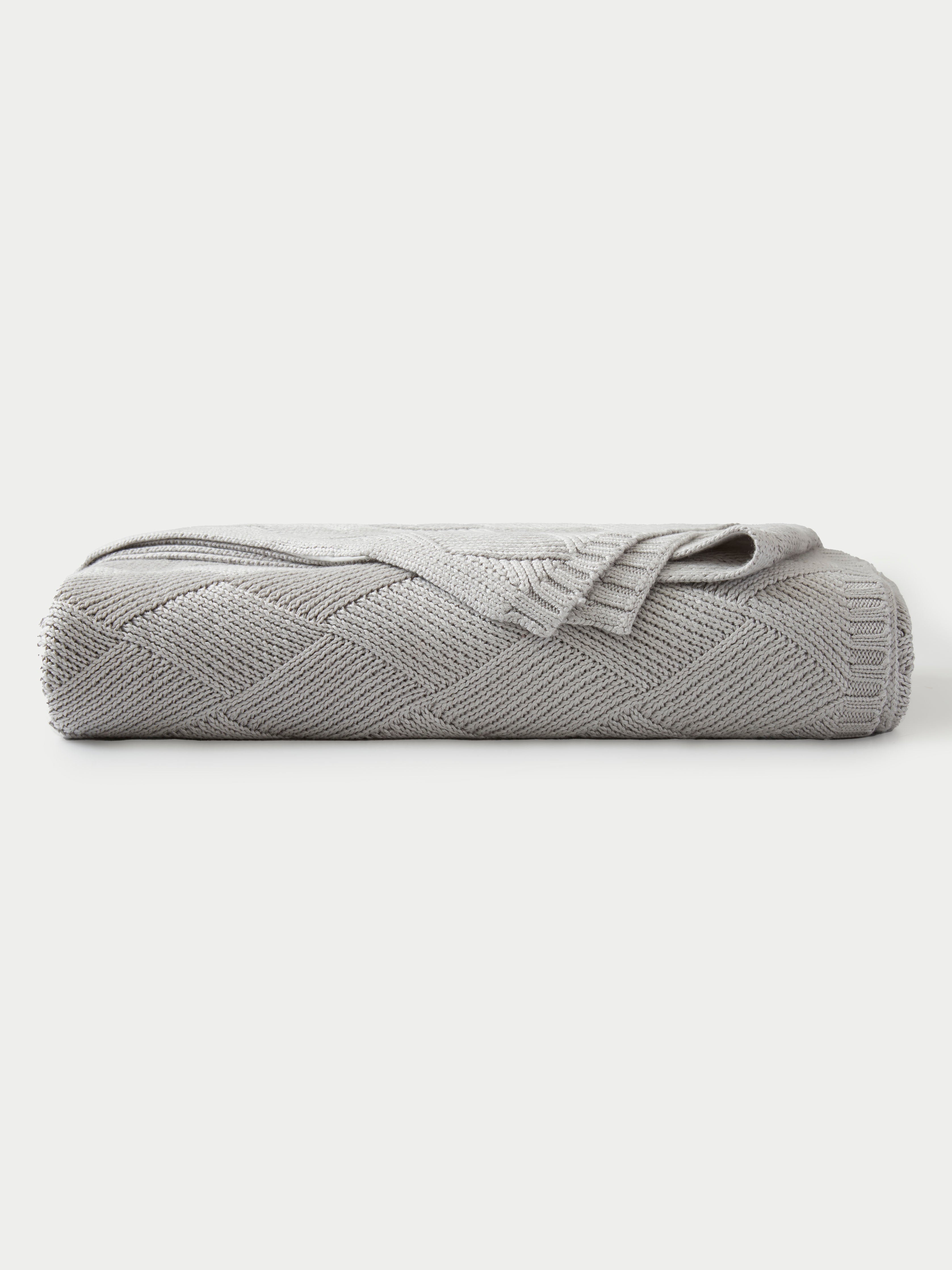 Light Grey Diamond Knit Blanket neatly folded. |Color:Light Grey