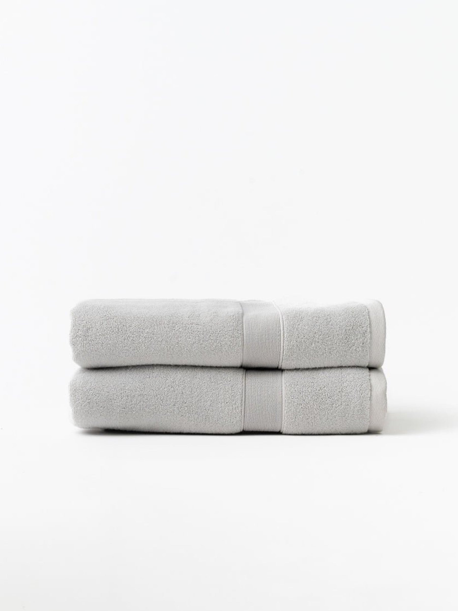 Light grey luxe bath towels folded with white background |Color:Light Grey