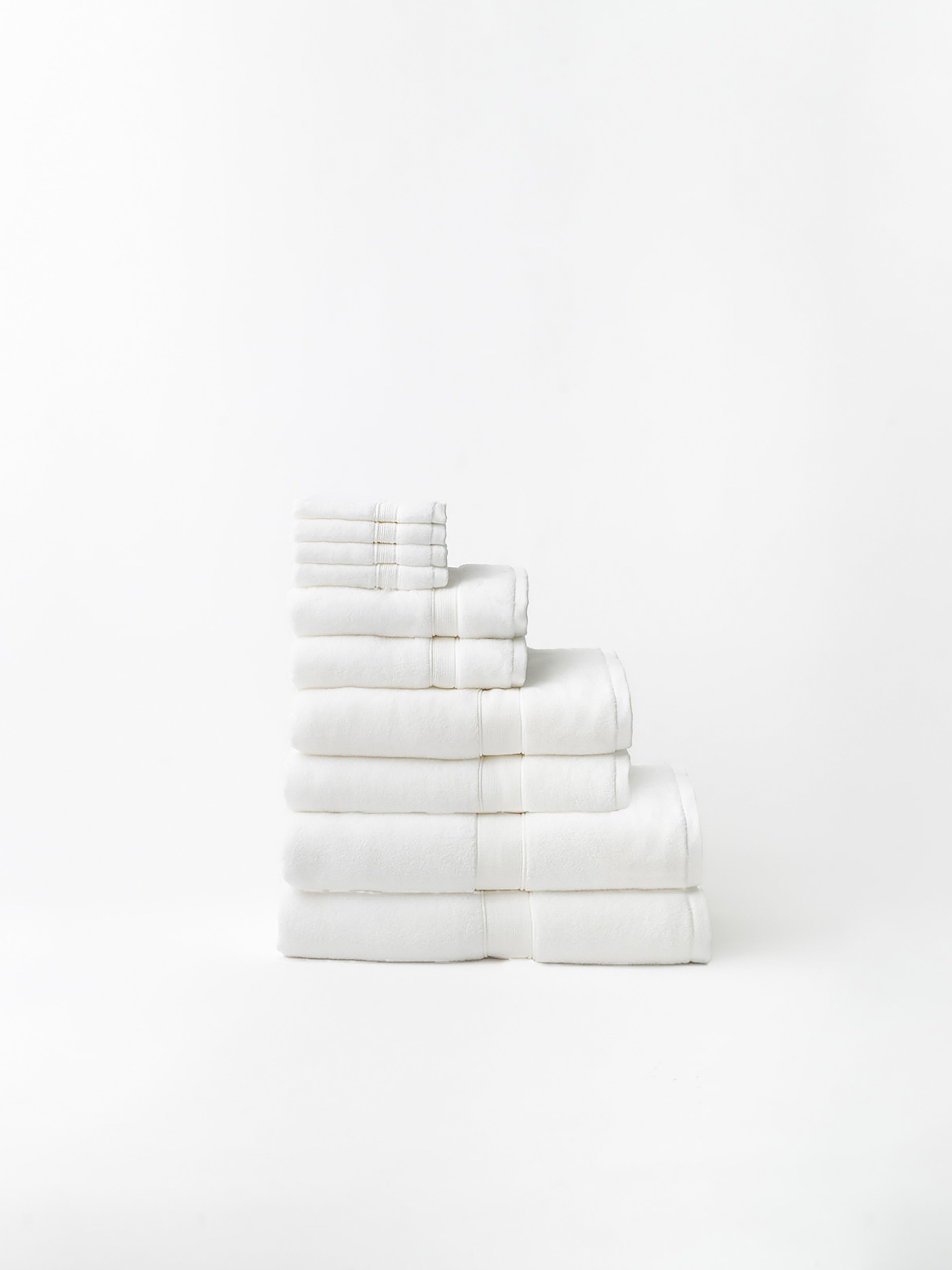 Complete luxe bath bundle folded with white background |Color:White