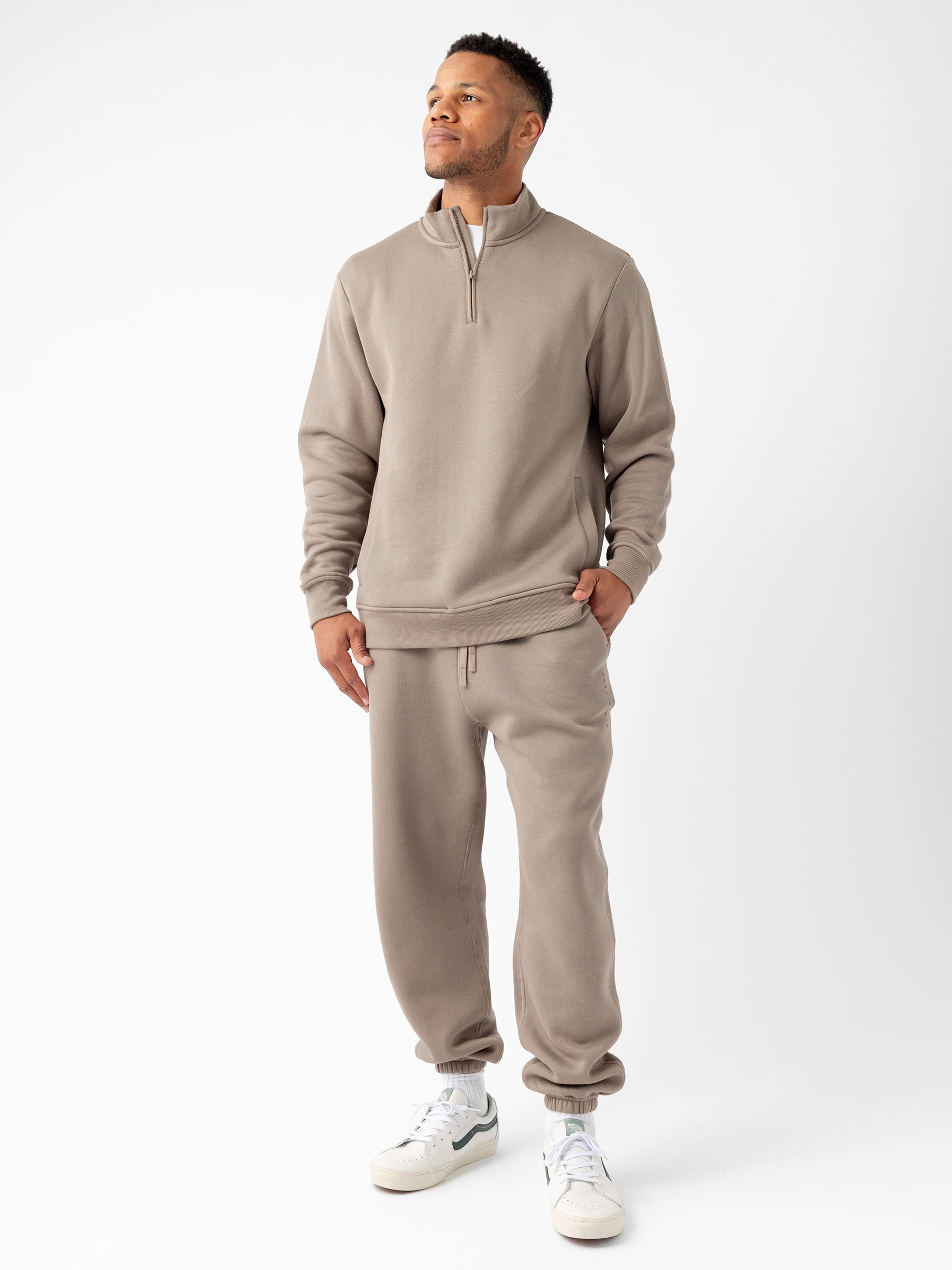 Mens Lightweight Performance Pullover: Guide Sport Quarter-Zip