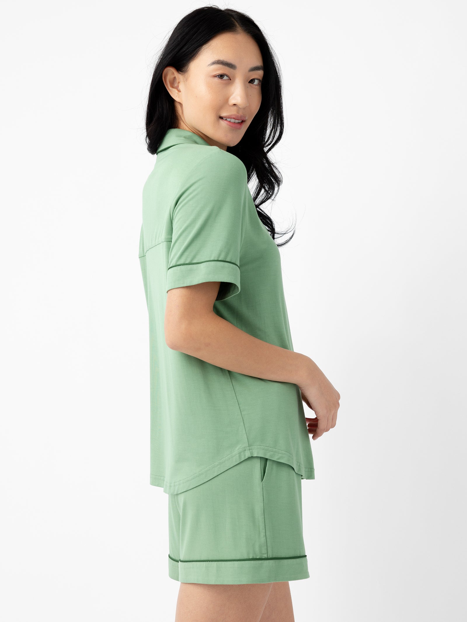 Woman wearing Women's Short Sleeve Bamboo Pajama Top in Stretch-Knit - Fern 