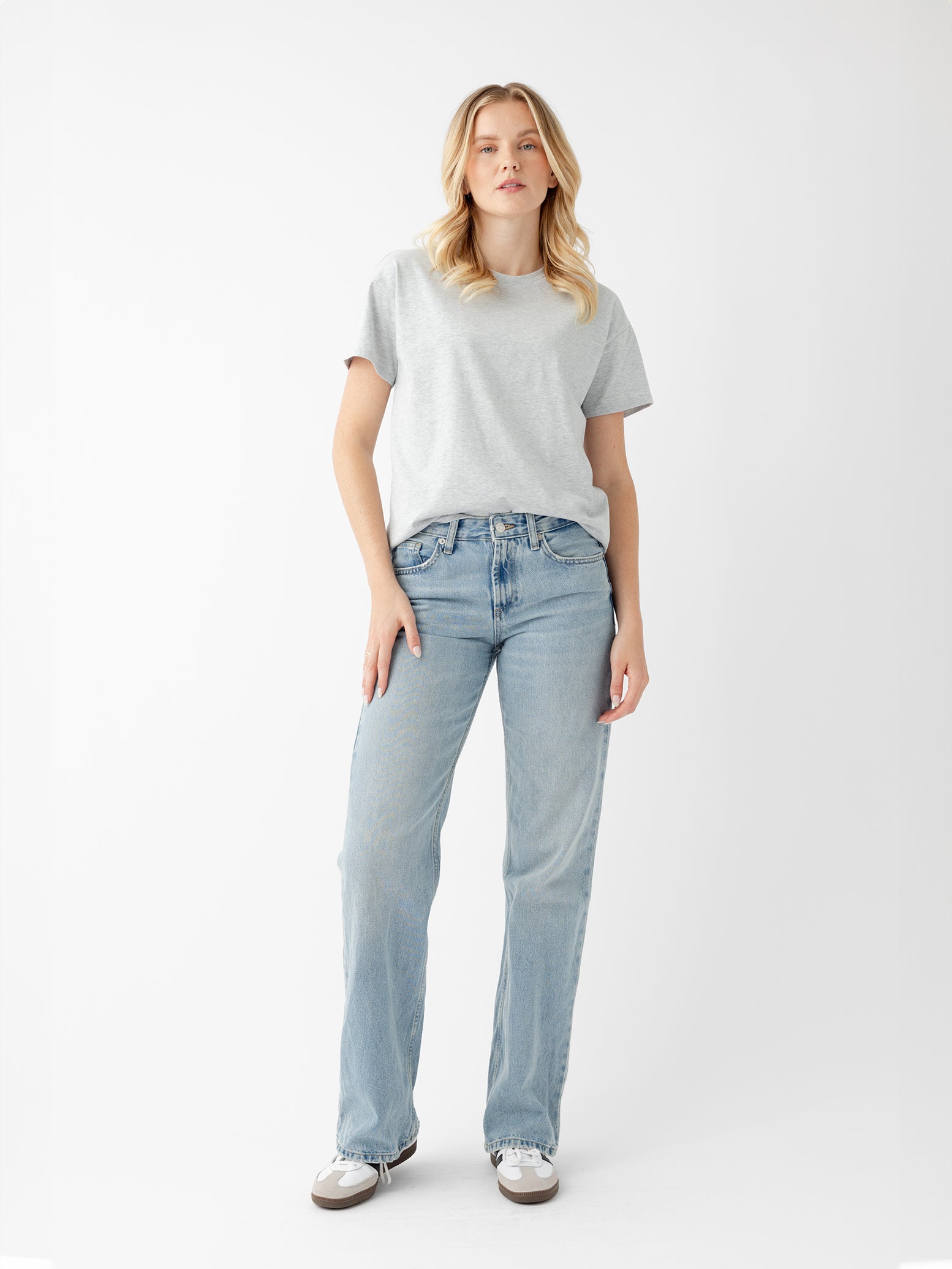 Woman wearing french dove heather tee with jeans |Color:French Dove Heather