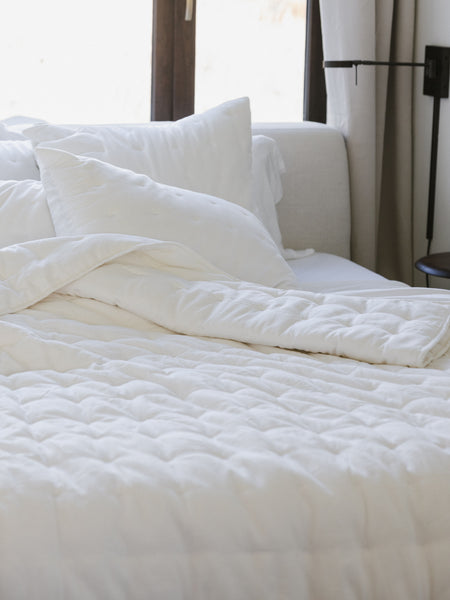 Don't Miss Cozy Earth's Surprise Fall Sale, With Up to 25% Off Bedding and  More