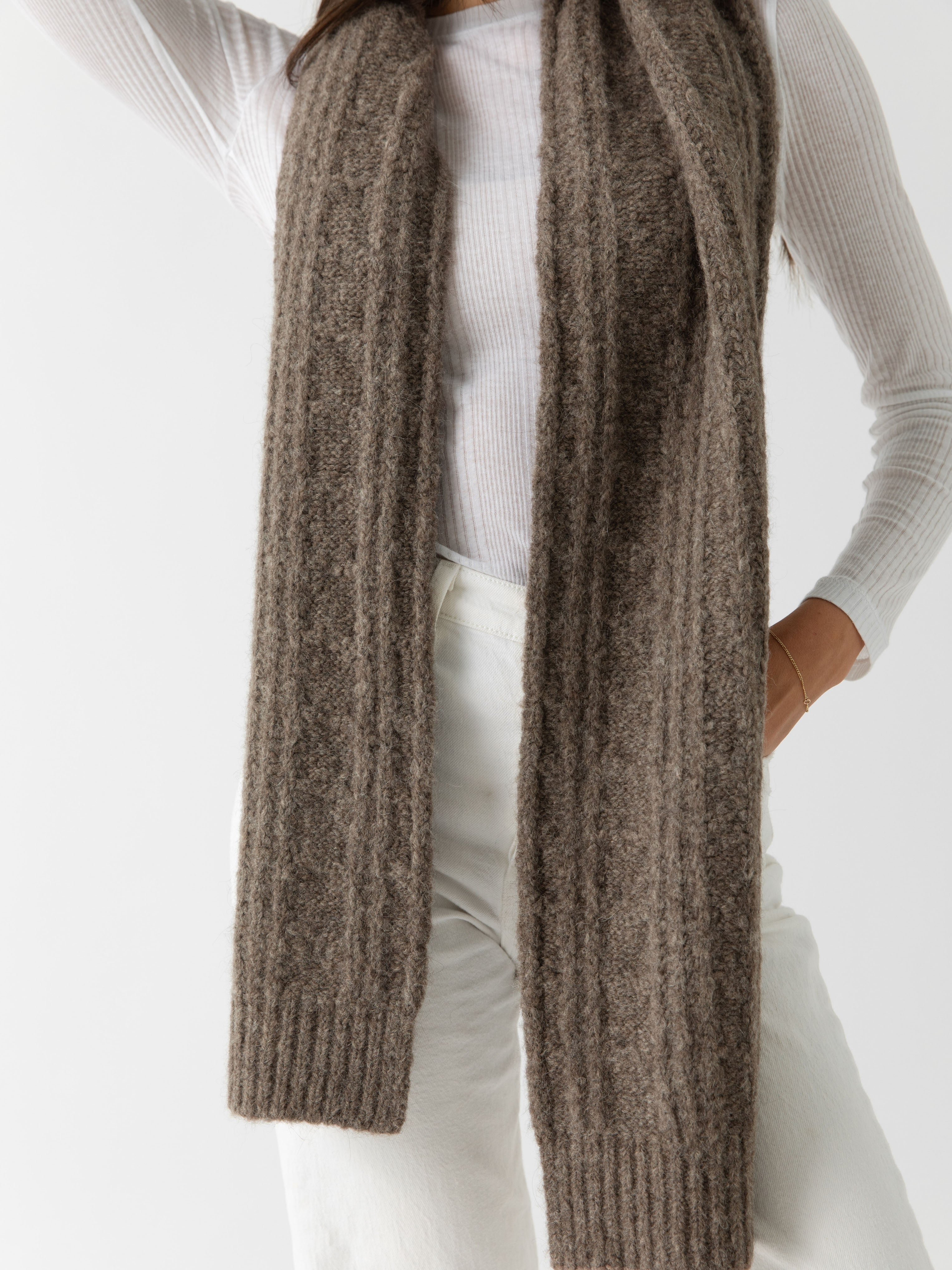 Merino Wool Blend Cable Knit Scarf | Cozy Earth