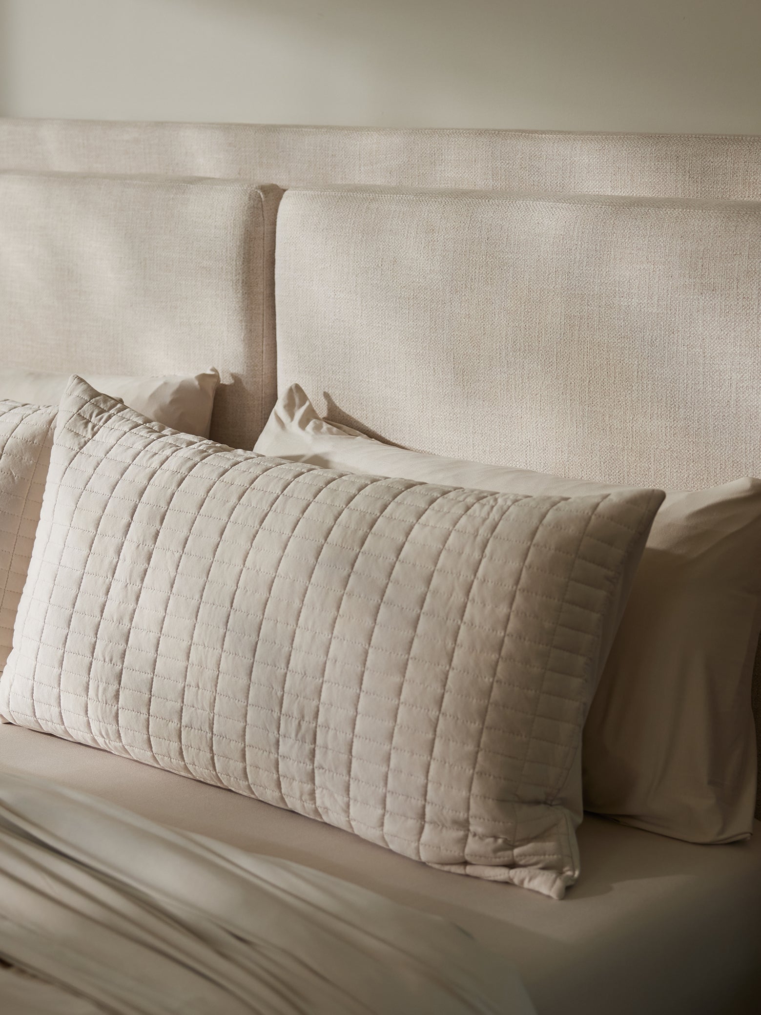 Toddler, king, or standard birch sham on bed