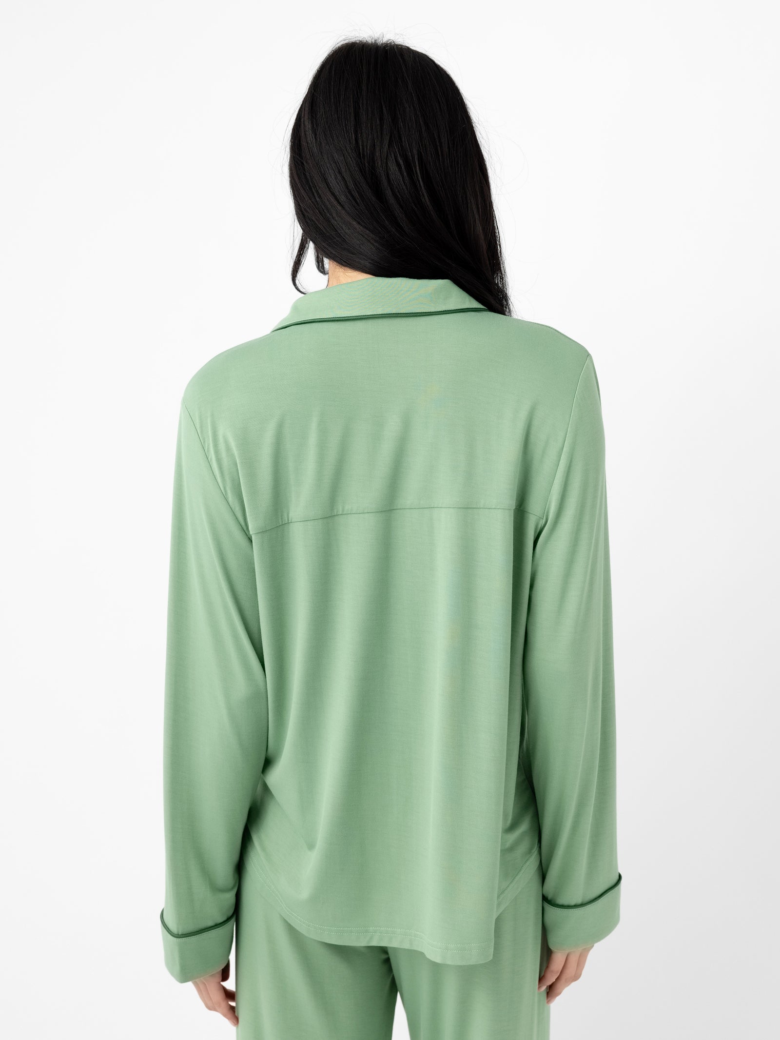 Woman wearing Women's Long Sleeve Bamboo Pajama Top in Stretch-Knit - Fern 