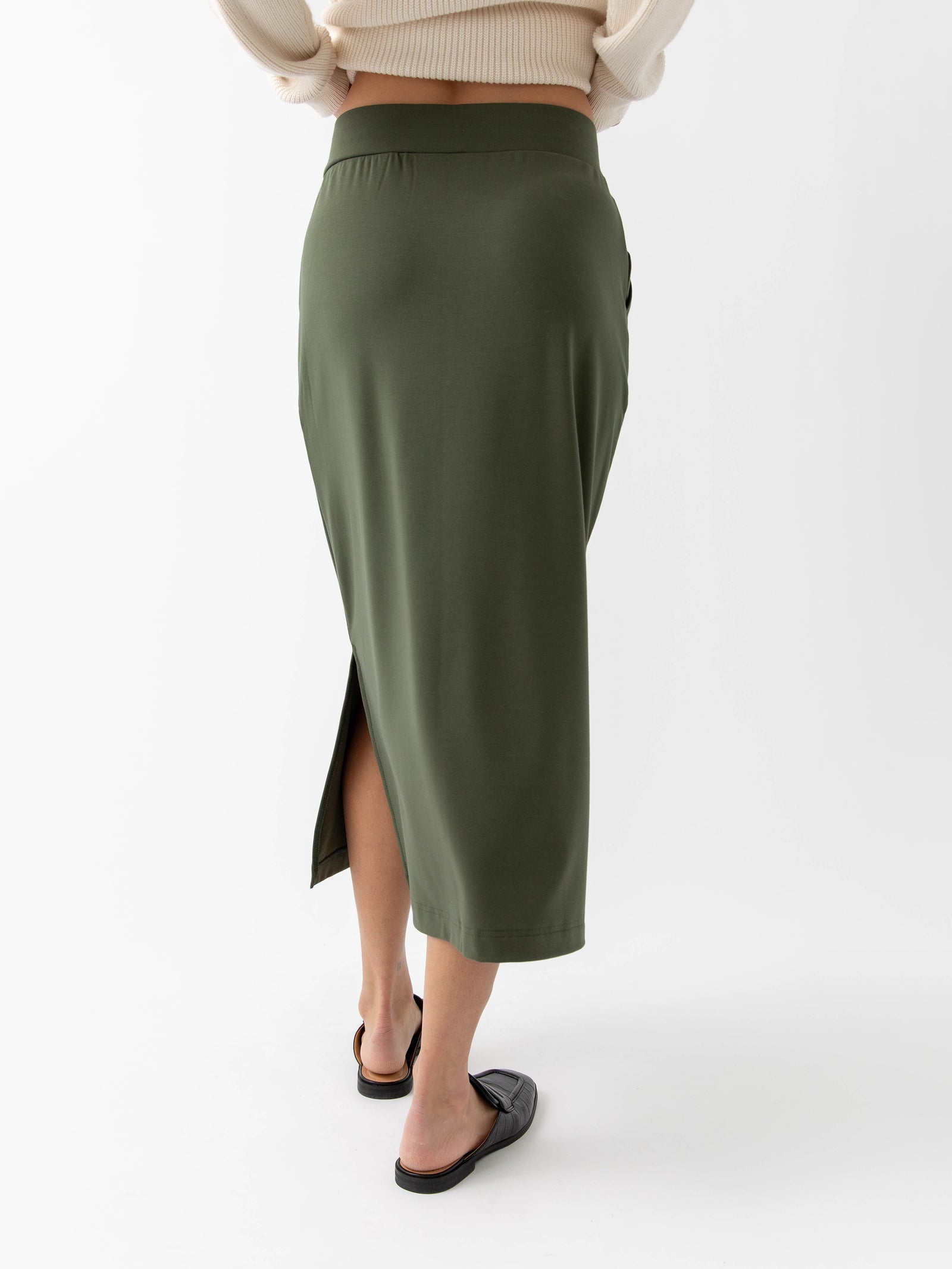 Stretch is Comfort Women's Comfortable Soft Stretch MIDI Skirt – Stretch Is  Comfort