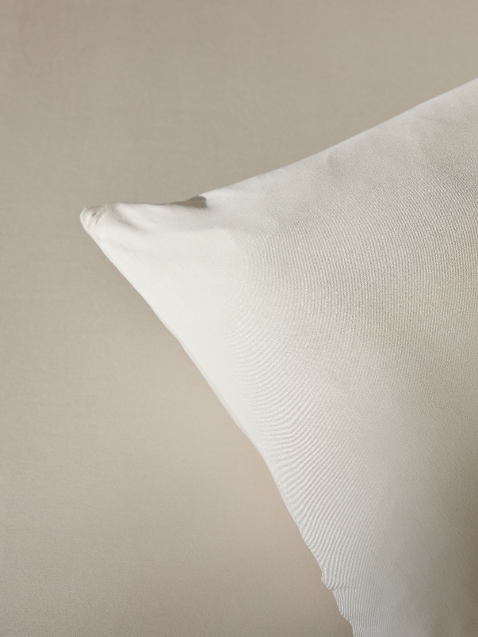 Close up of corner of birch pillowcase 