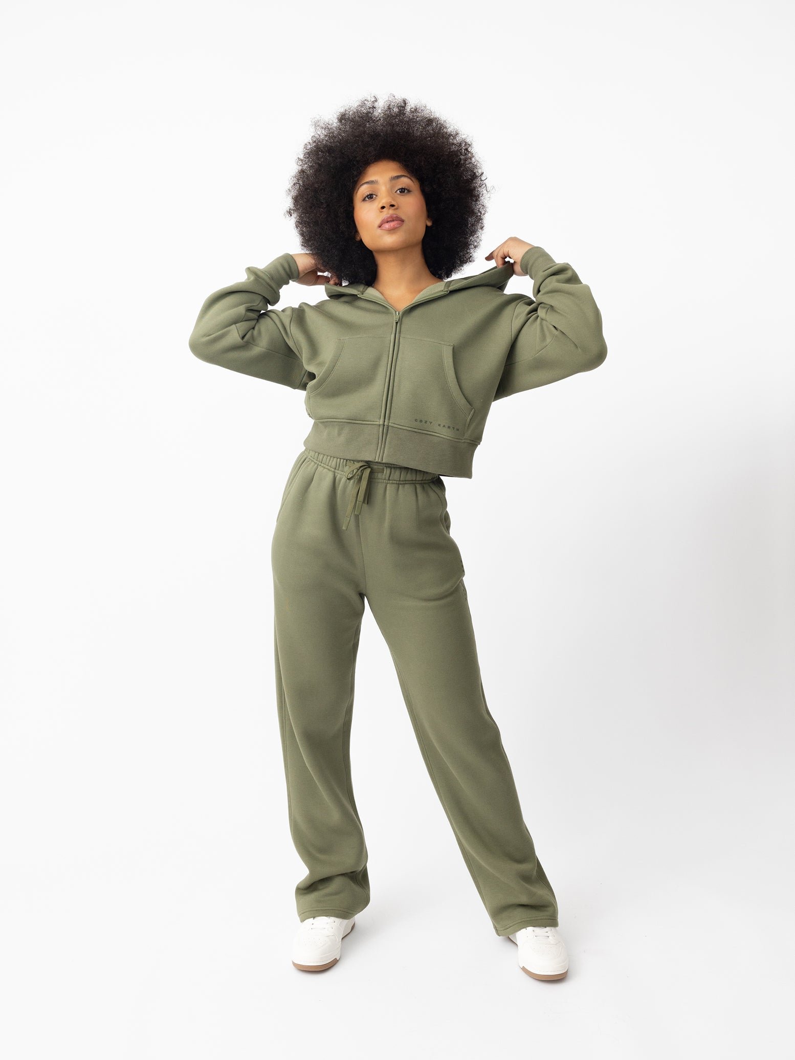 Woman wearing Juniper CityScape Wide Leg Pant with white background 