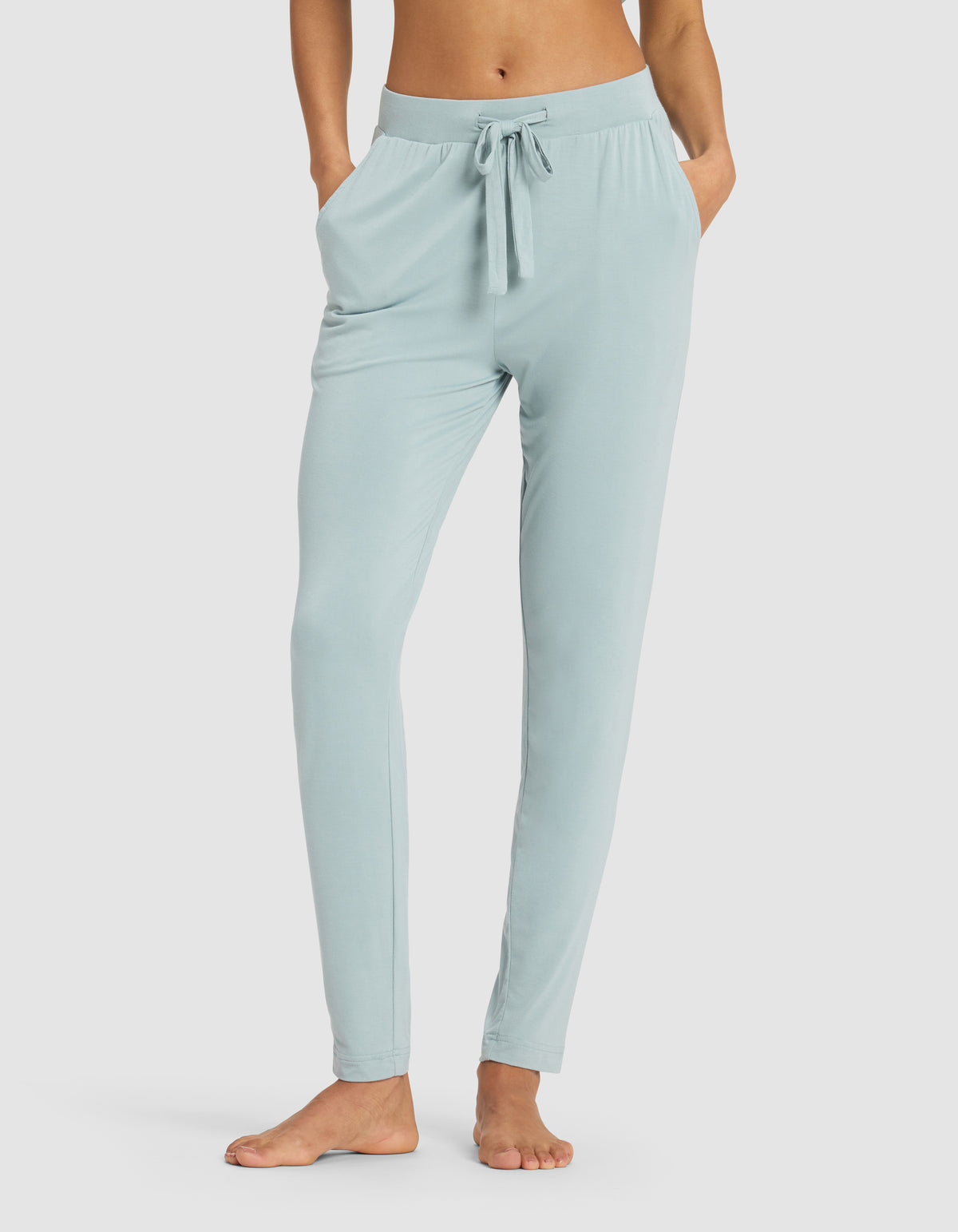 Bamboo Stretch Knit Tapered Pant