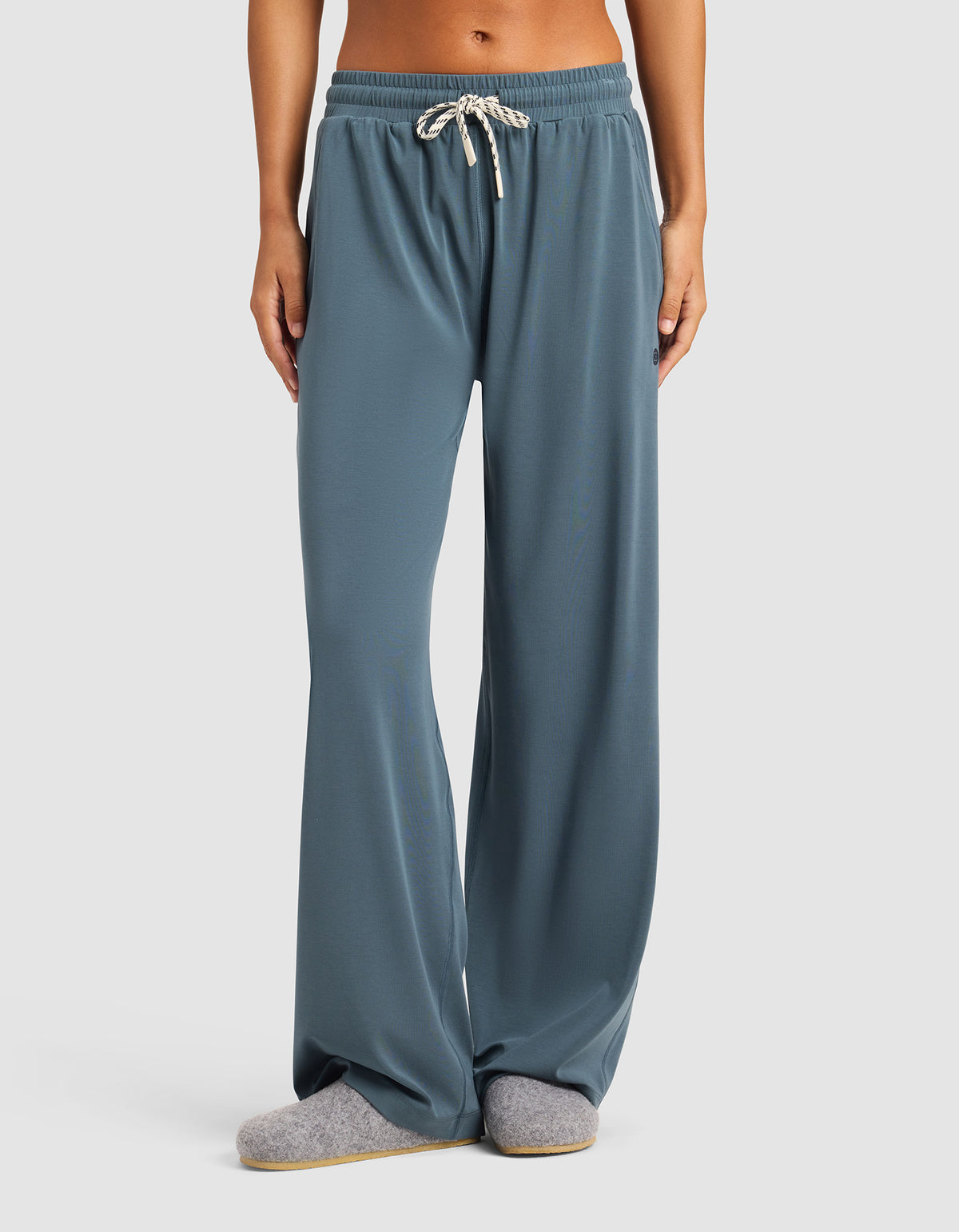 Studio Wide Leg Pant