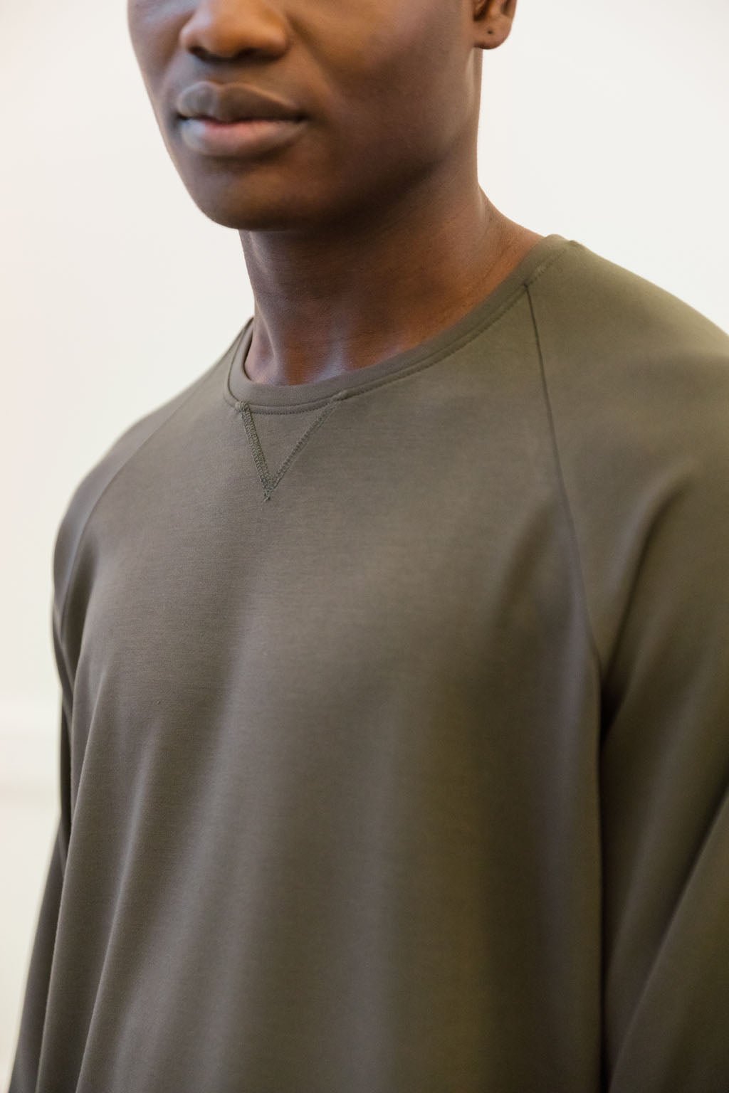 Men's Ultra-Soft Bamboo Pullover Crew | Cozy Earth