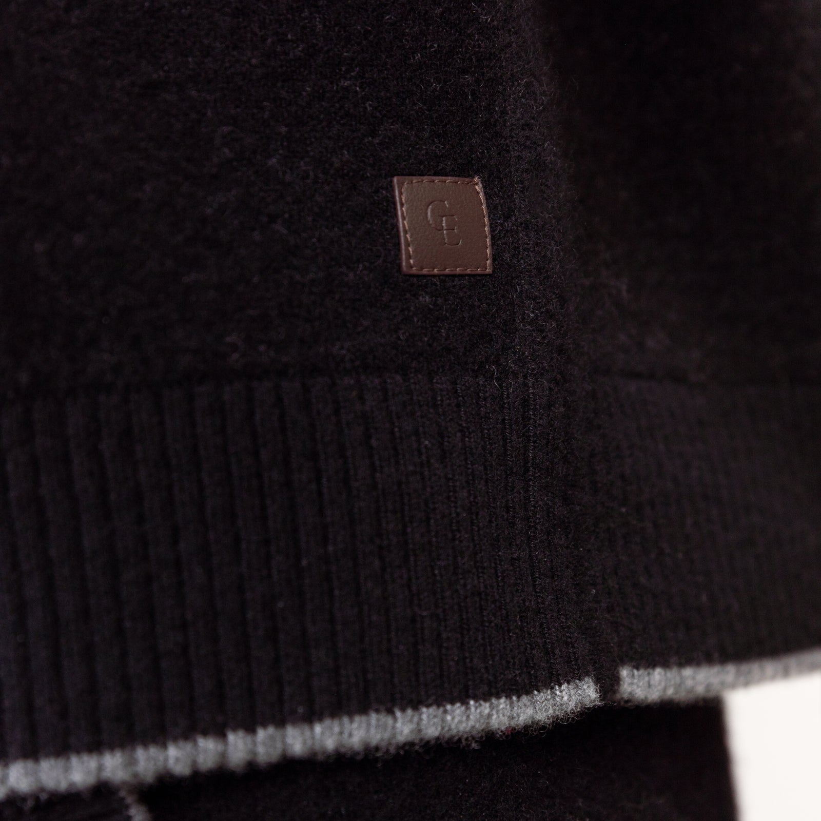 Granite/Black