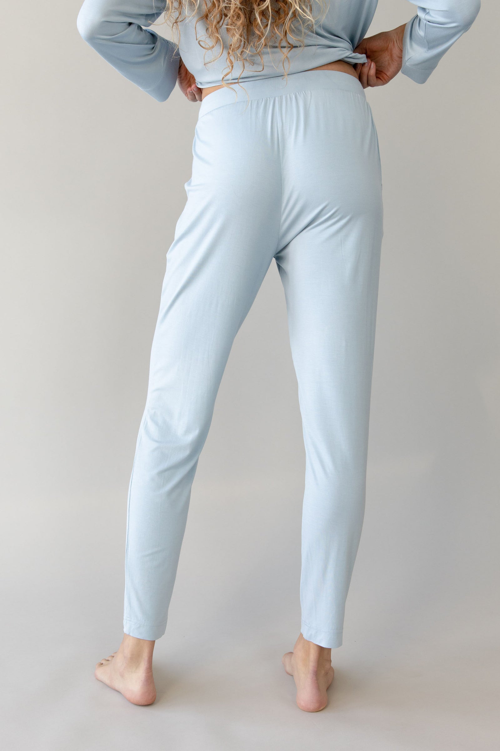Women's Stretch Knit Bamboo Tapered Pants